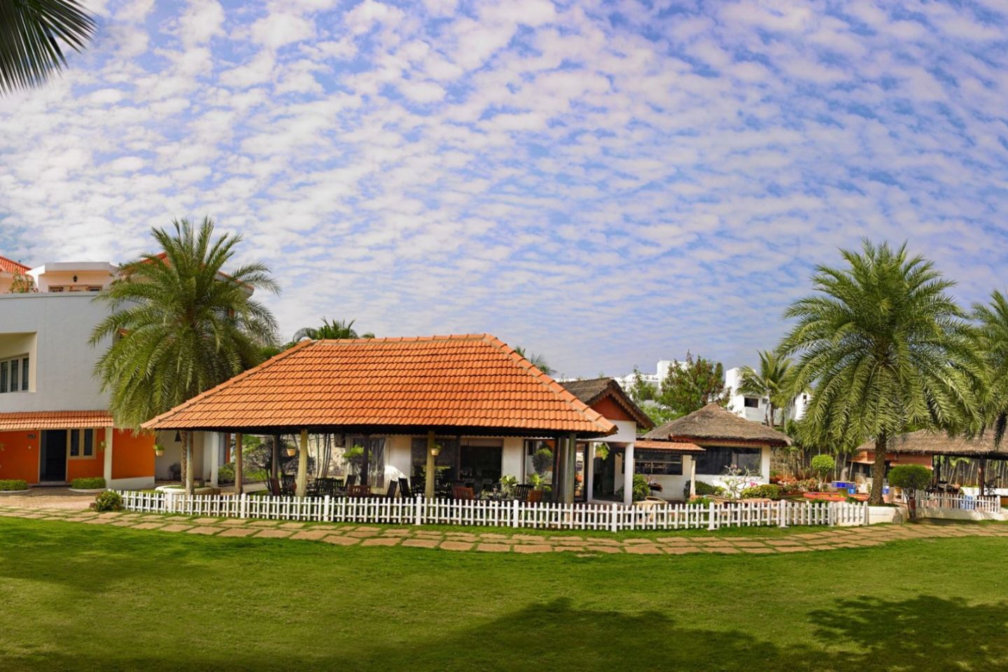 MGM Eastwoods Resort